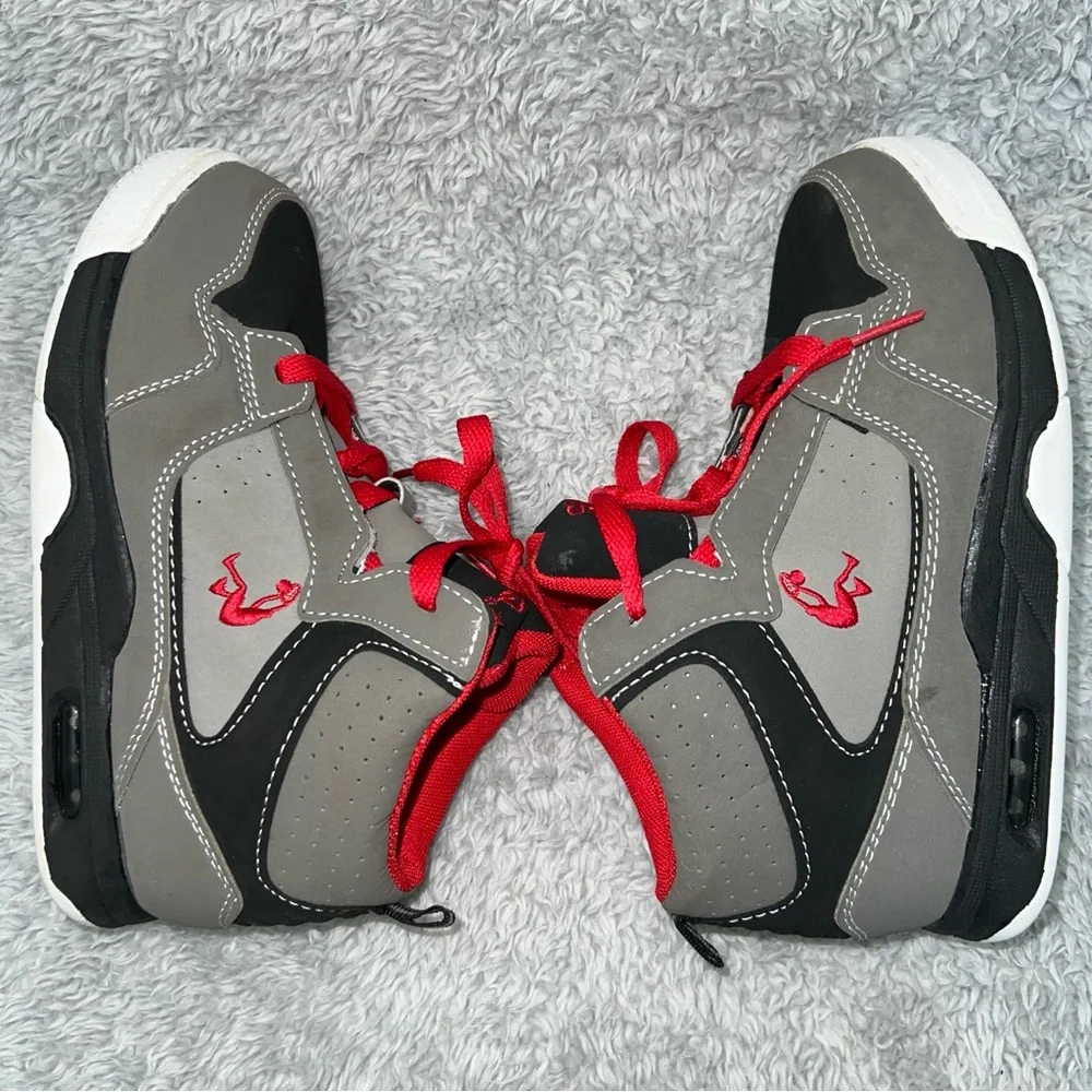 SHAQ Kids High-Top Sneakers - Gray and Red size‎ 4